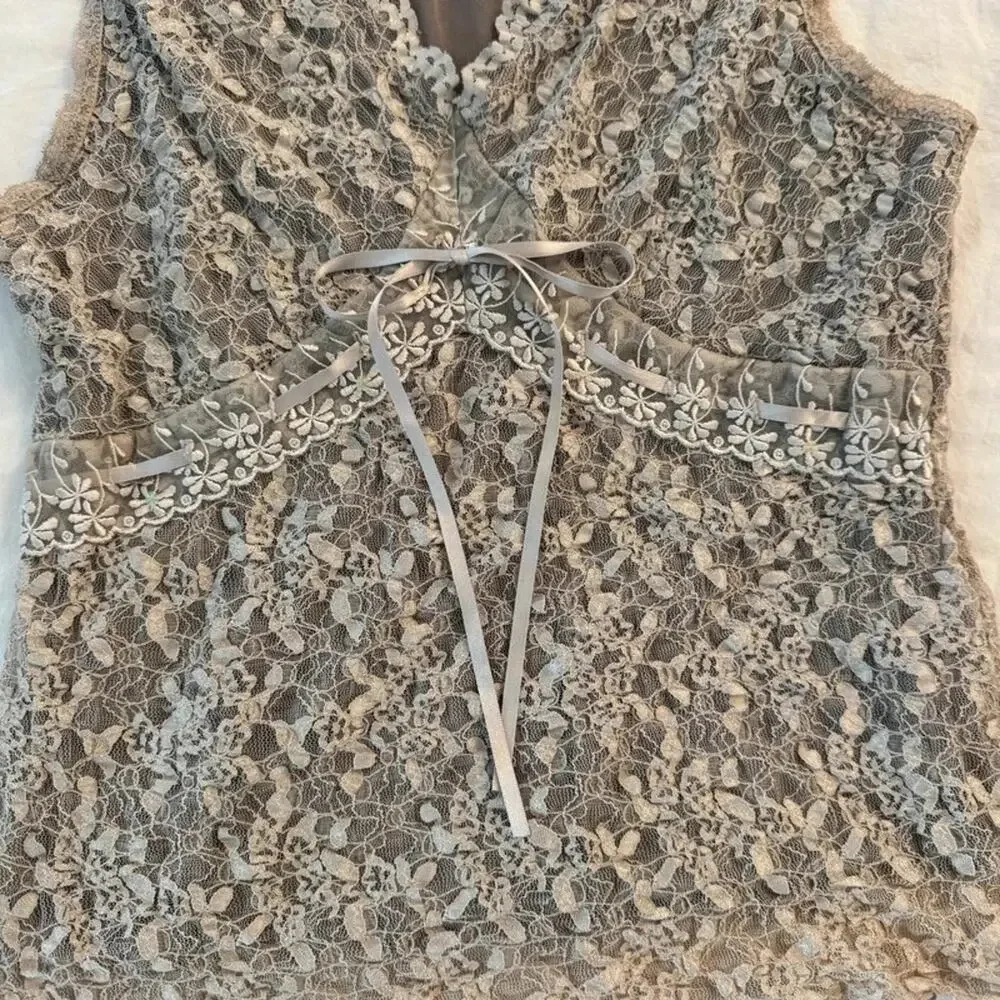 Y2K‎ lace tank with bow - Picture 4 of 7